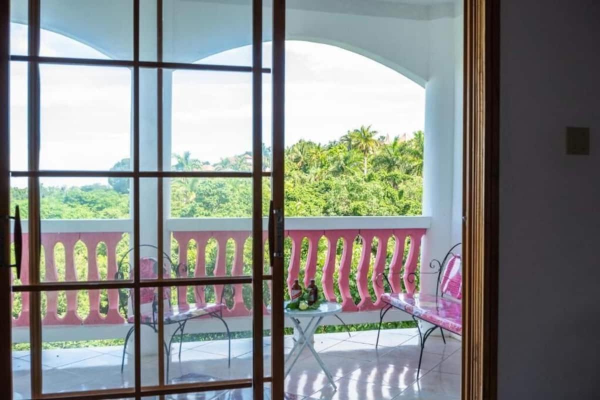 Sweetsop Jamaica Villa And Tours Montego Bay Zewnętrze zdjęcie